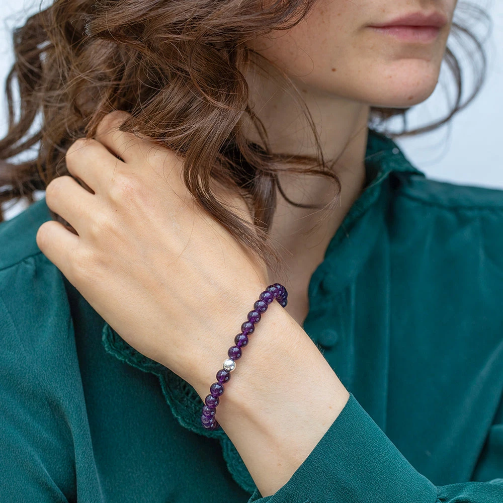 Amethyst Beaded Bracelet – Essential 6mm Gemstone Crystal Jewellery(Amethyst Essential Bracelet 6mm) 2 Amethyst Beaded Bracelet – Essential 6mm Gemstone Crystal Jewellery(Amethyst Essential Bracelet 6mm) - Image 2