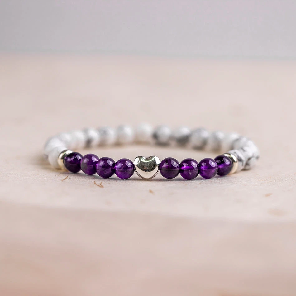 White Howlite And Amethyst Gemstone Bracelet With Silver Heart(White Howlite And Amethyst Bracelet) 2 White Howlite And Amethyst Gemstone Bracelet With Silver Heart(White Howlite And Amethyst Bracelet) - Image 2