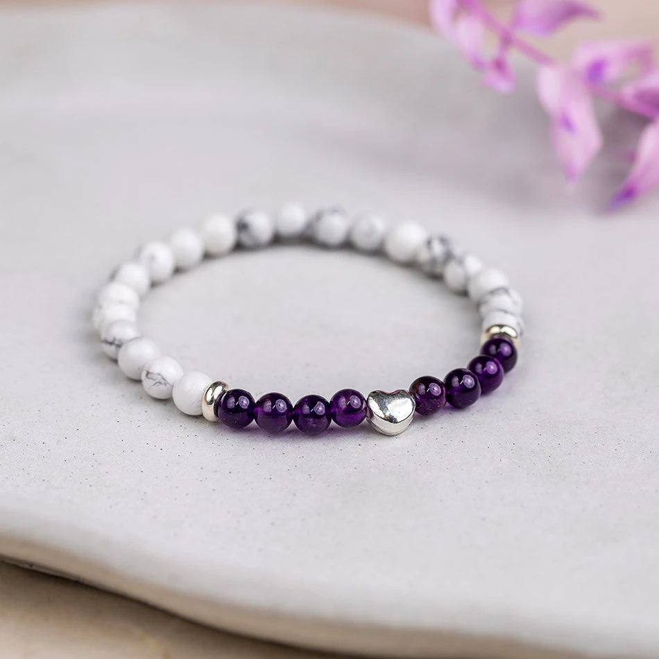 White Howlite And Amethyst Gemstone Bracelet With Silver Heart(White Howlite And Amethyst Bracelet) 1 White Howlite And Amethyst Gemstone Bracelet With Silver Heart(White Howlite And Amethyst Bracelet)