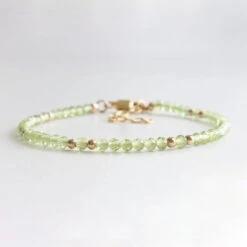 Peridot Birthstone Bracelet – Dainty Faceted Beads, Handmade Jewellery(Peridot Dainty Bracelet)