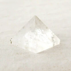 Quartz Pyramid(Quartz Pyramid)