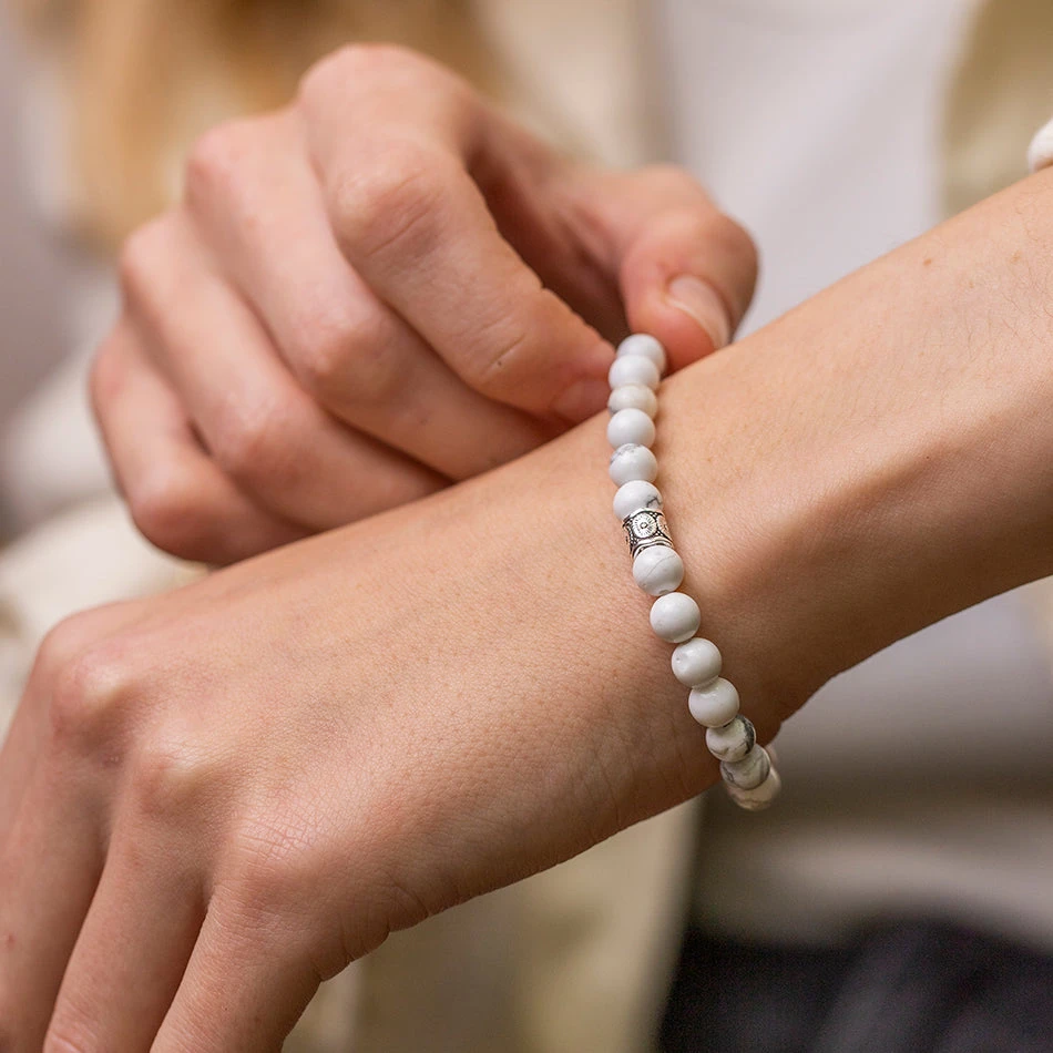 White Howlite Gemstone Bracelet 6mm(White Jasper Energy Bracelet) 3 White Howlite Gemstone Bracelet 6mm(White Jasper Energy Bracelet) - Image 3
