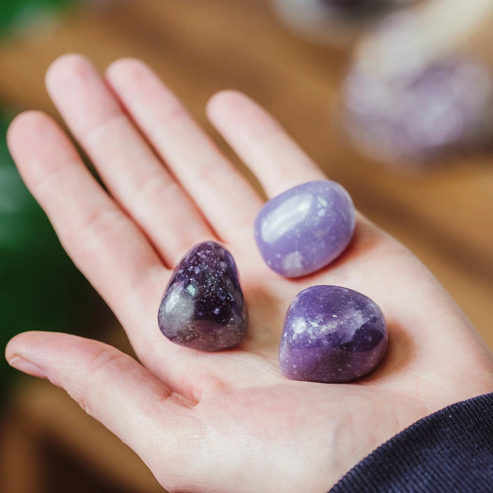 Lepidolite Tumblestones(Lepidolite Tumblestones) 2 Lepidolite Tumblestones(Lepidolite Tumblestones) - Image 2