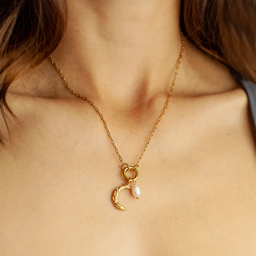 Djuna Jewelry Store -Djuna Jewelry Store moon pearl