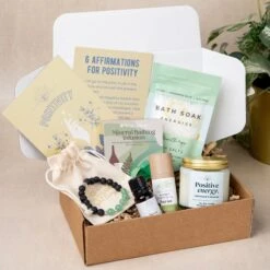 Wellness Gift Box For Positivity – Crystals, Affirmations & Self-Care Items(Positivity Gift Box)