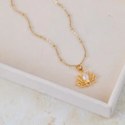 Gold Vermeil Lotus Pendant Necklace With Rainbow Moonstone – Marquise Cut Centre(Gold Vermeil Lotus Pendant Necklace With Rainbow Moonstone Marquise Cut Centre)
