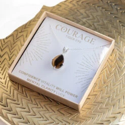 Tiger Eye Teardrop Pendant For Protection(Tiger Eye Teardrop Pendant For Protection)