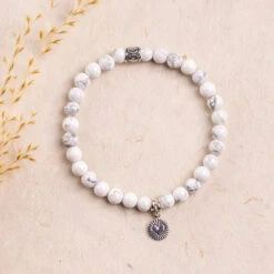 White Howlite Gemstone Bracelet With Heart Charm 6mm(Howlite Gemstone Bracelet)